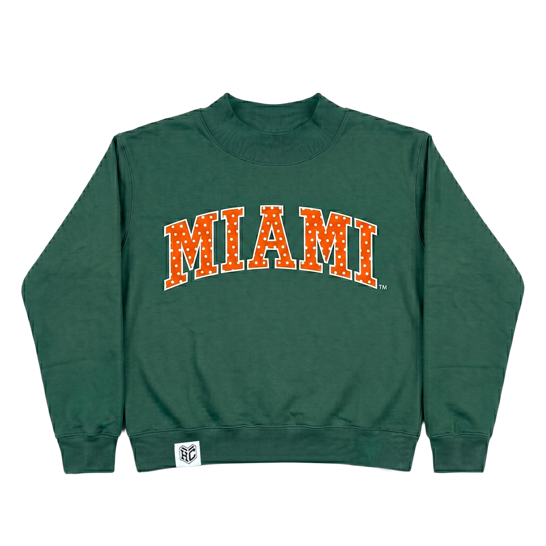 Umiami_MockneckGreenpolkadots_1.png